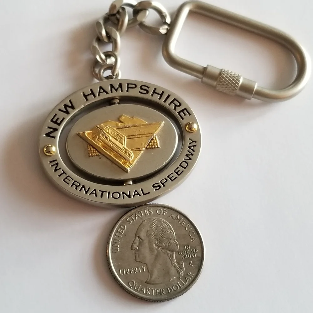 New Hampshire International Speedway spinner keychain key chain ring silver tone